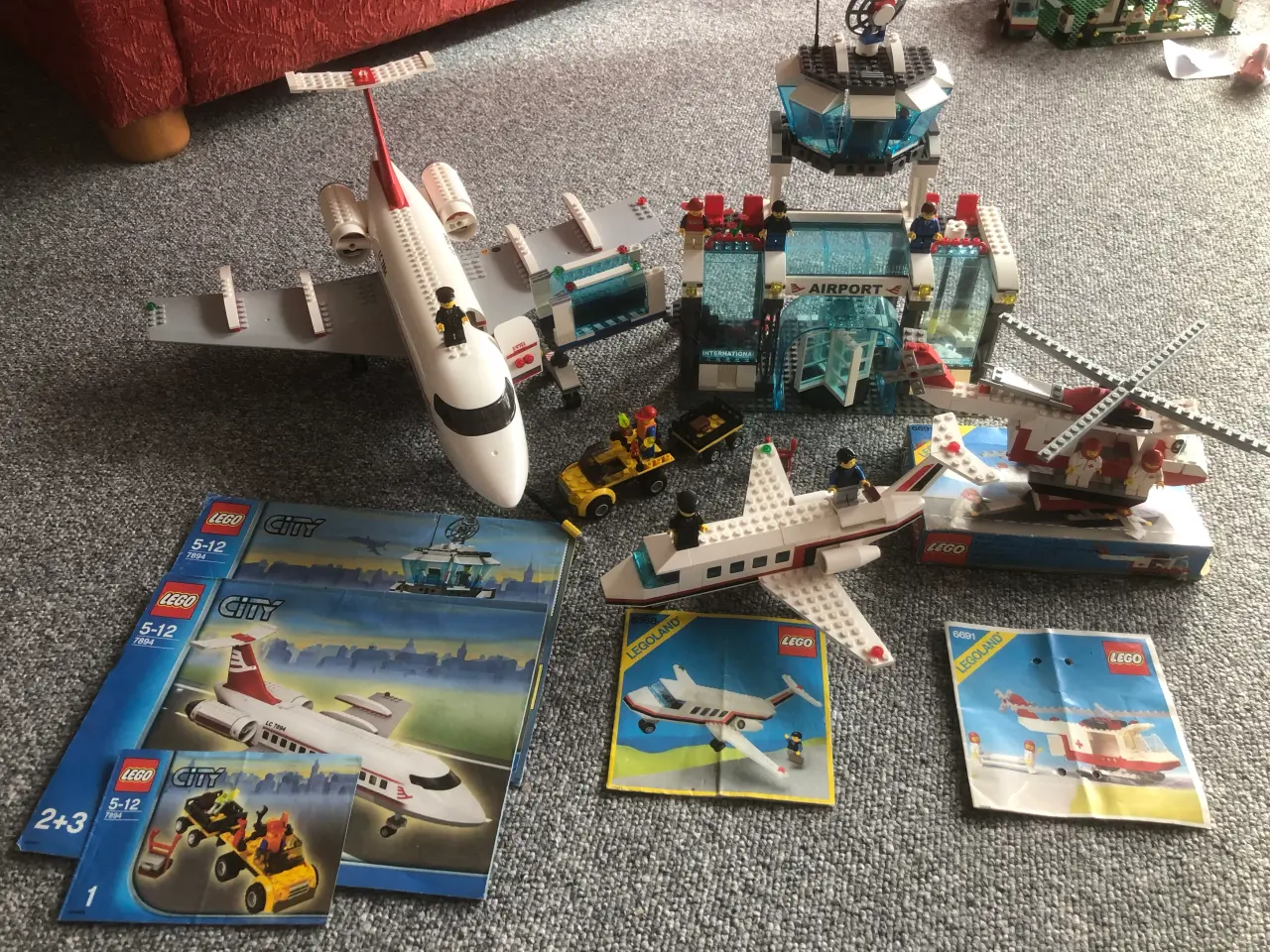 Billede 1 - 3 sæt Airport + helikopter+ charterfly