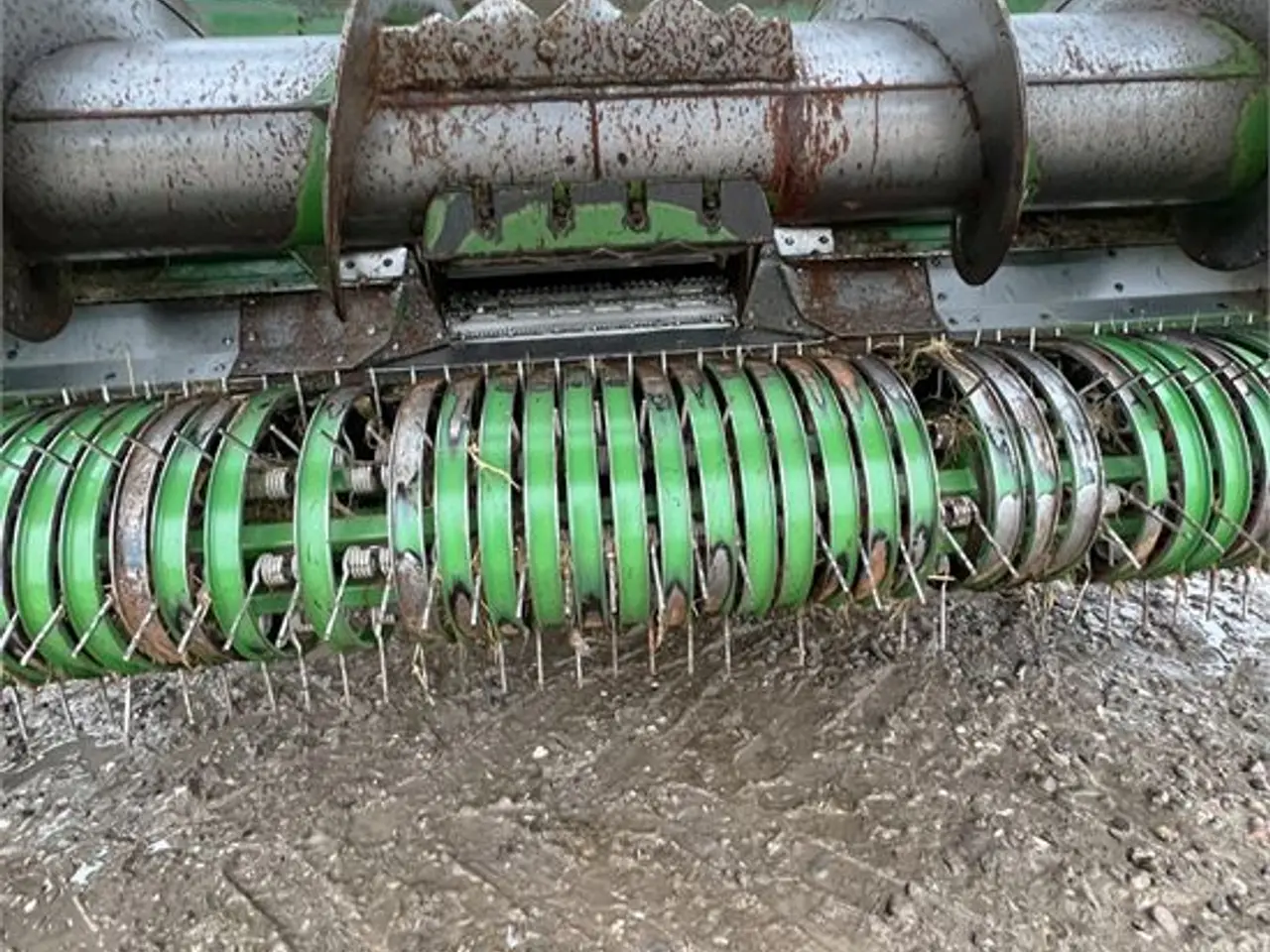 Billede 23 - Krone Big X 650 V8 - Video!