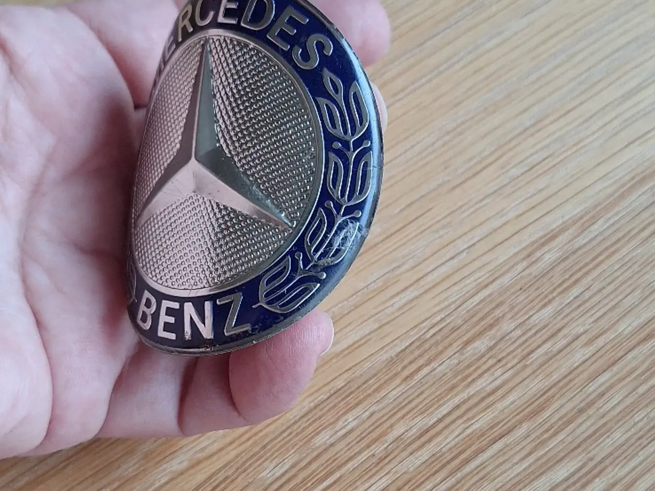 Billede 4 - Mercedes Benz emblem