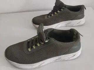 Grønne sneakers str. 45