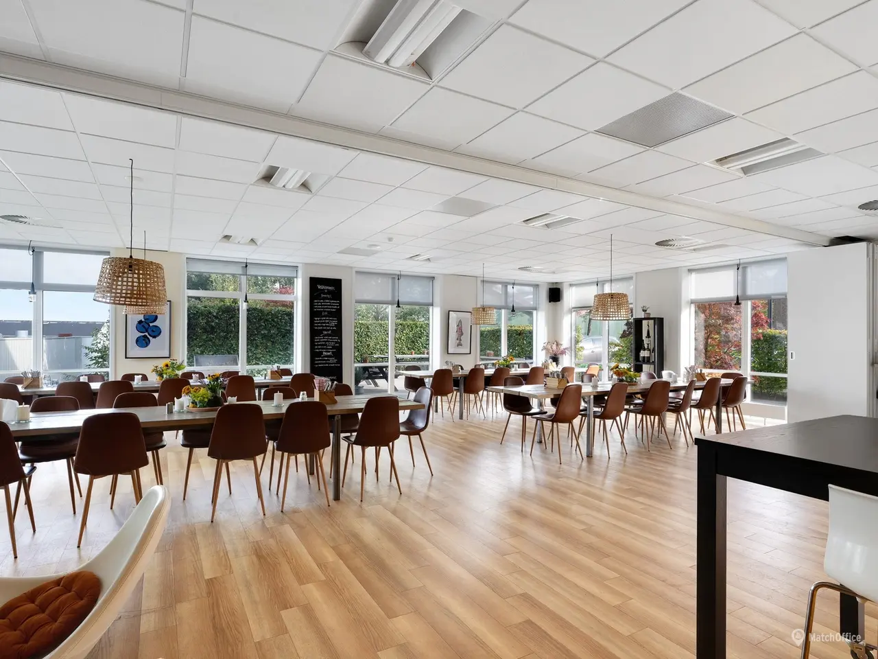 Billede 5 - Eksponeret facadekontor i flerbrugerhus med kantine