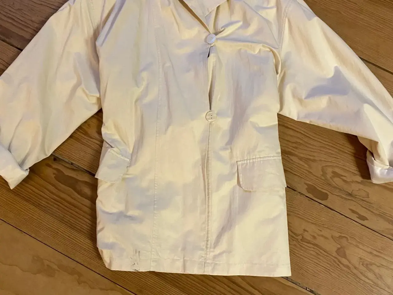Billede 1 - Offwhite sommer/forårs jakke str 40 / M