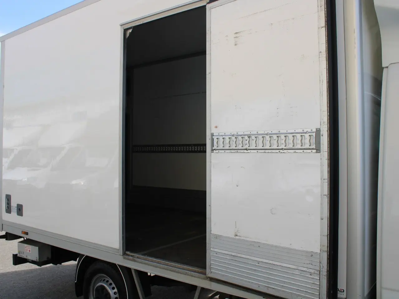 Billede 14 - Iveco Daily 2,3 35S14 Alukasse m/lift AG8