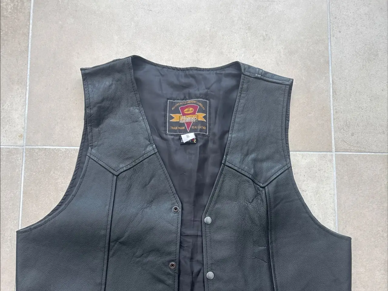 Billede 1 - Læder vest HELD