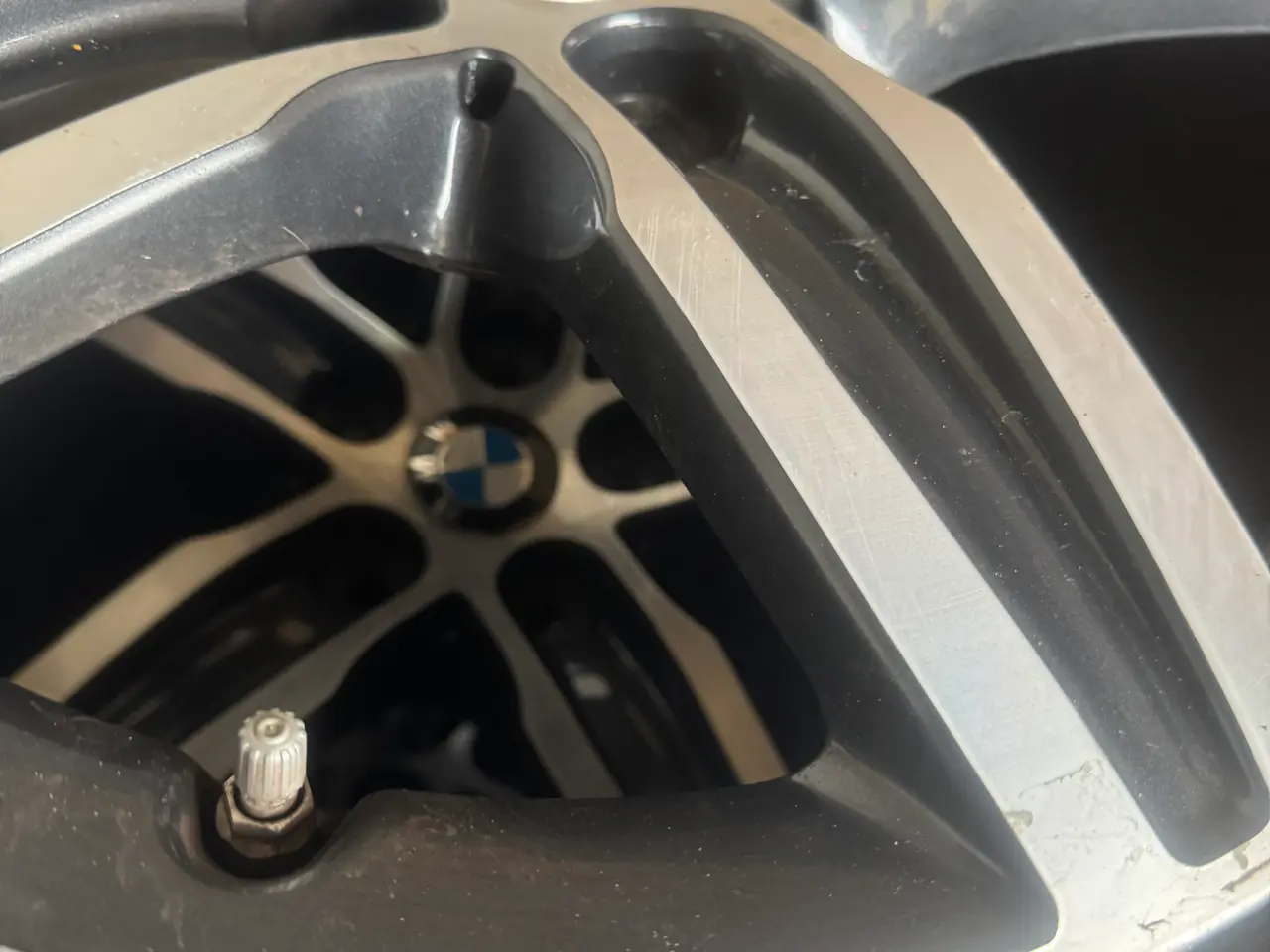 Billede 7 - MBW original Alufælge med 98% dæk(6-7 mm)
