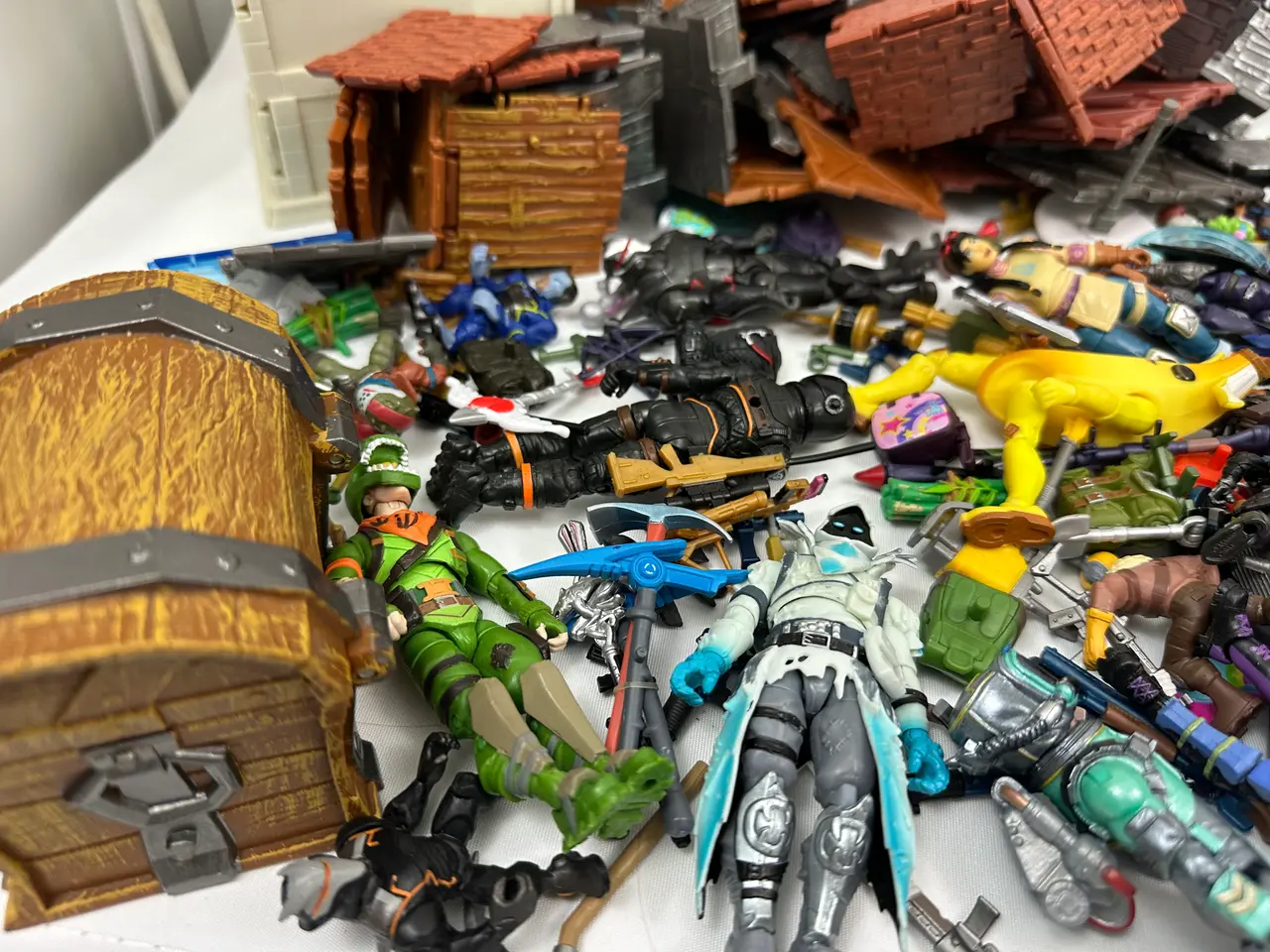 Billede 9 - Stor samling Fortnite legetøj