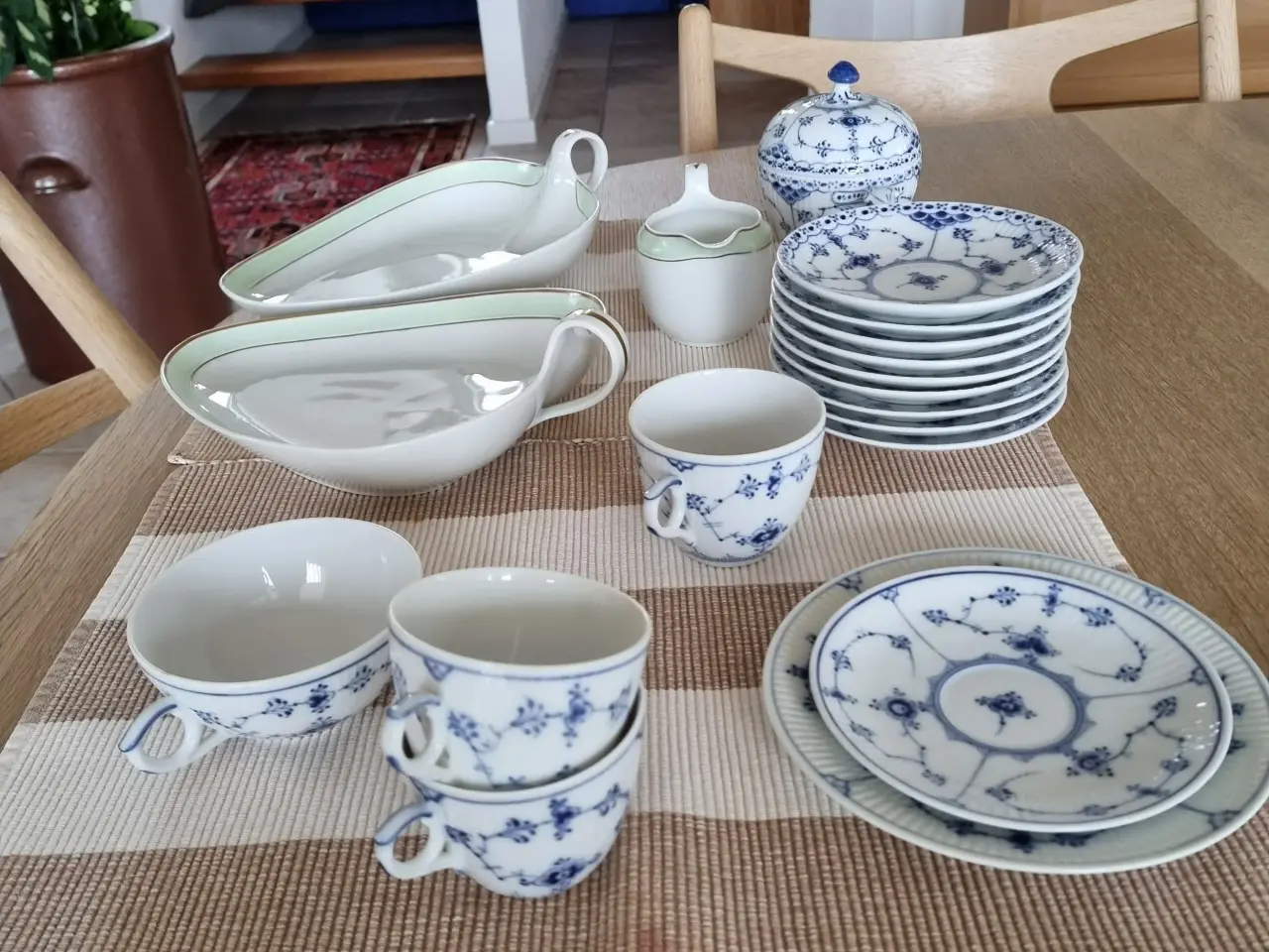 Billede 1 - Kgl. Porcelæn