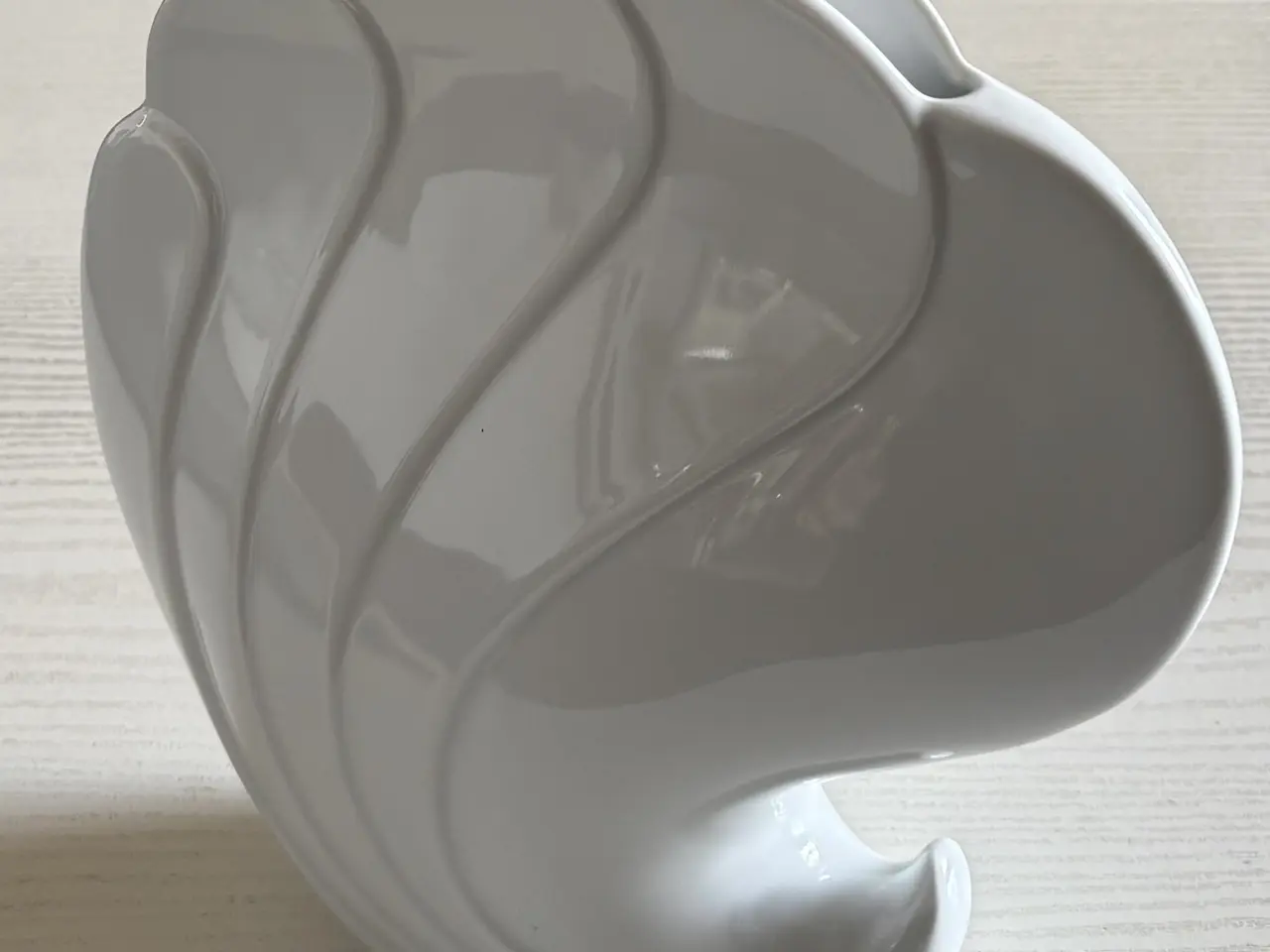 Billede 1 - Vase, Helena, muslingeform