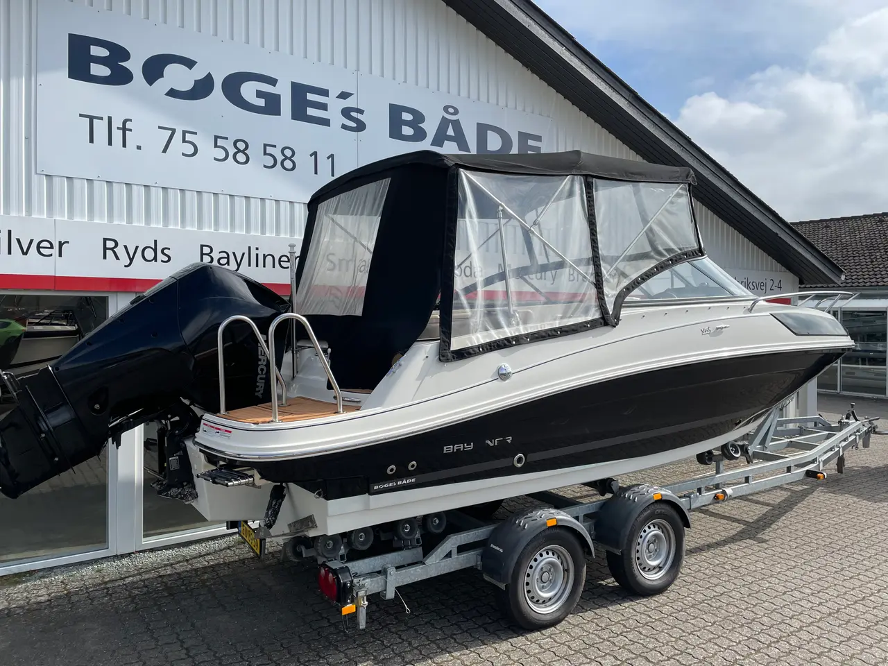 Billede 3 - VR5 Cuddy med F225 Mercury V6 og 2500 kg Brenderup trailer.