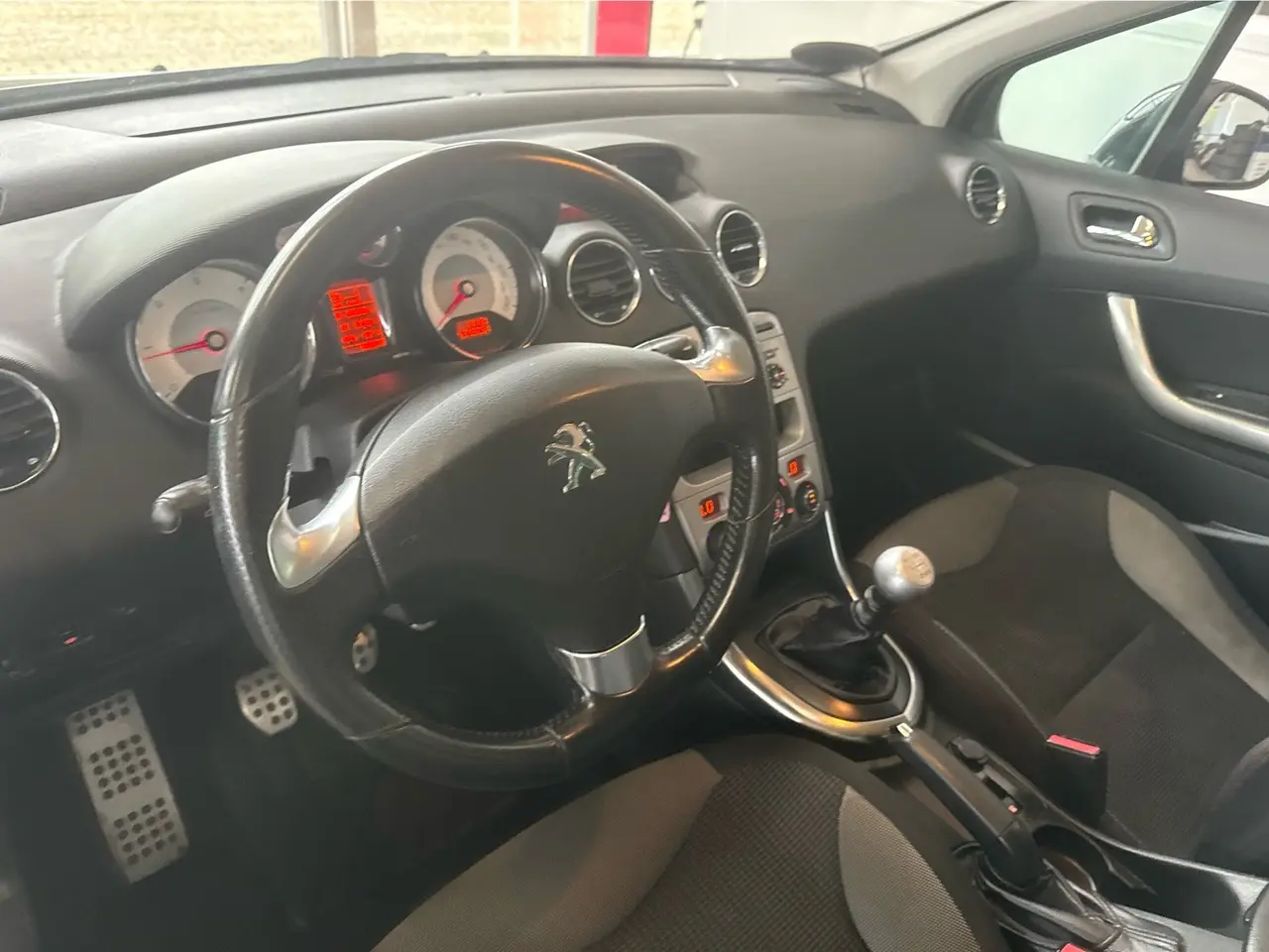 Billede 16 - Peugeot 308 1,6 e-HDi 112 Sportium SW