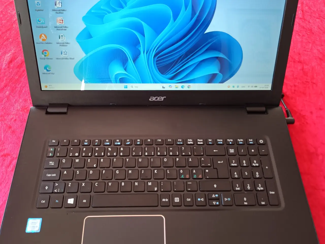 Billede 2 - Acer Notebook med win 11 flot 17,3" skærm 