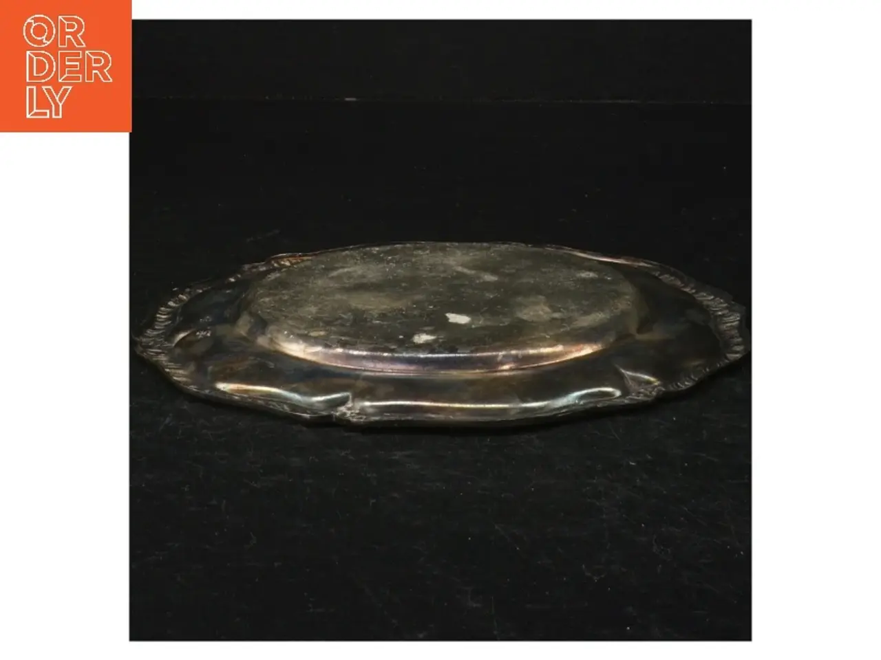 Billede 2 - Sølvfarvet bakke (str. Ø. 17 cm)