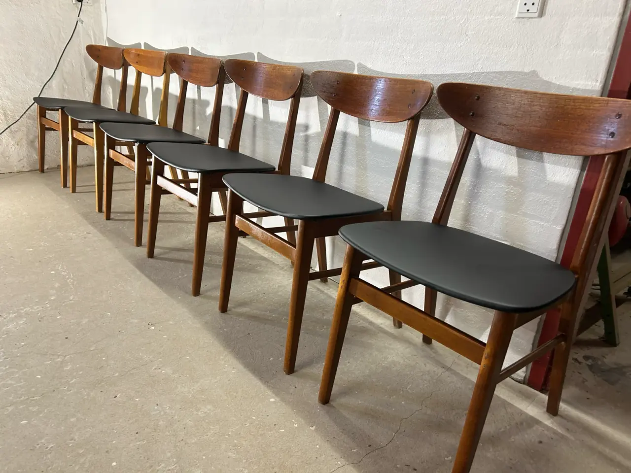 Billede 6 - Flot sæt: 6 originale Farstrup Model 210 teak-spi