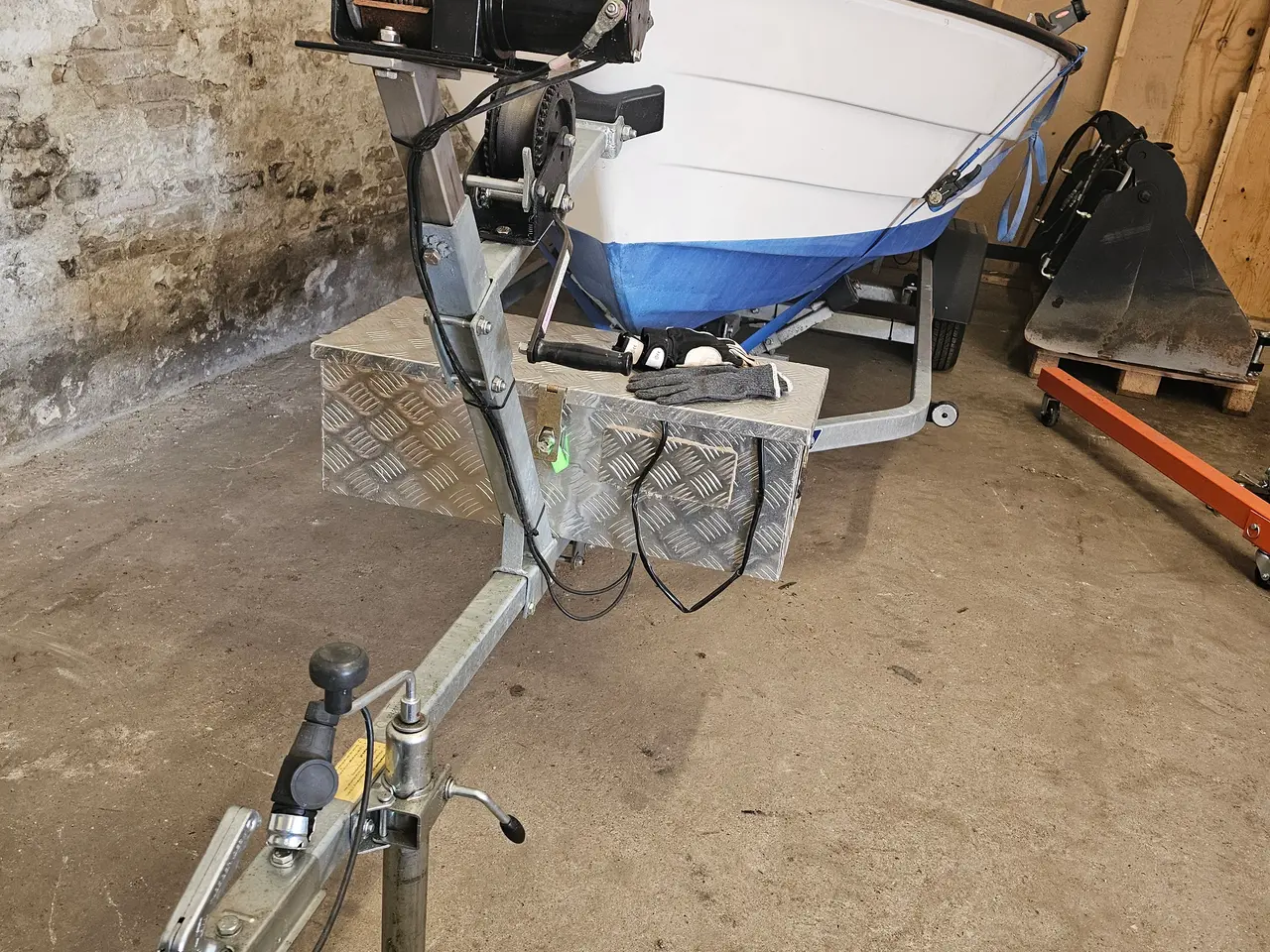 Billede 5 - 14 fods fiber jolle med båd trailer
