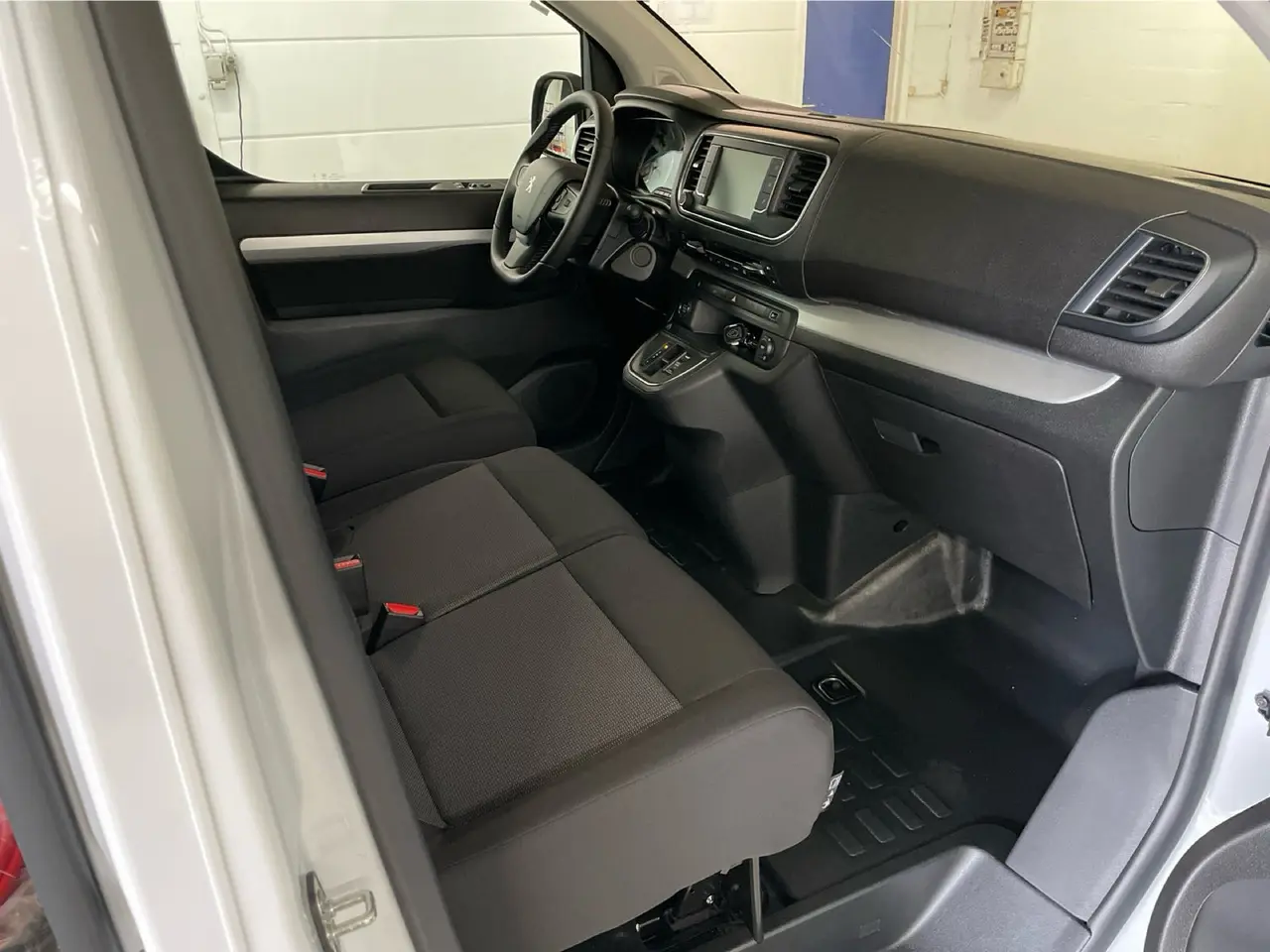 Billede 13 - Peugeot e-Expert 75 L2 Premium Van
