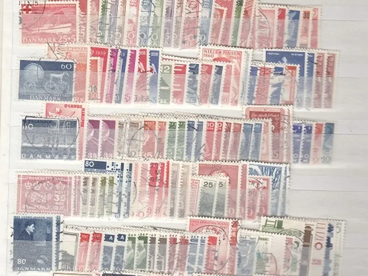 Billede 2 - Ældre Danmarkssamling med 1300 forskellige.