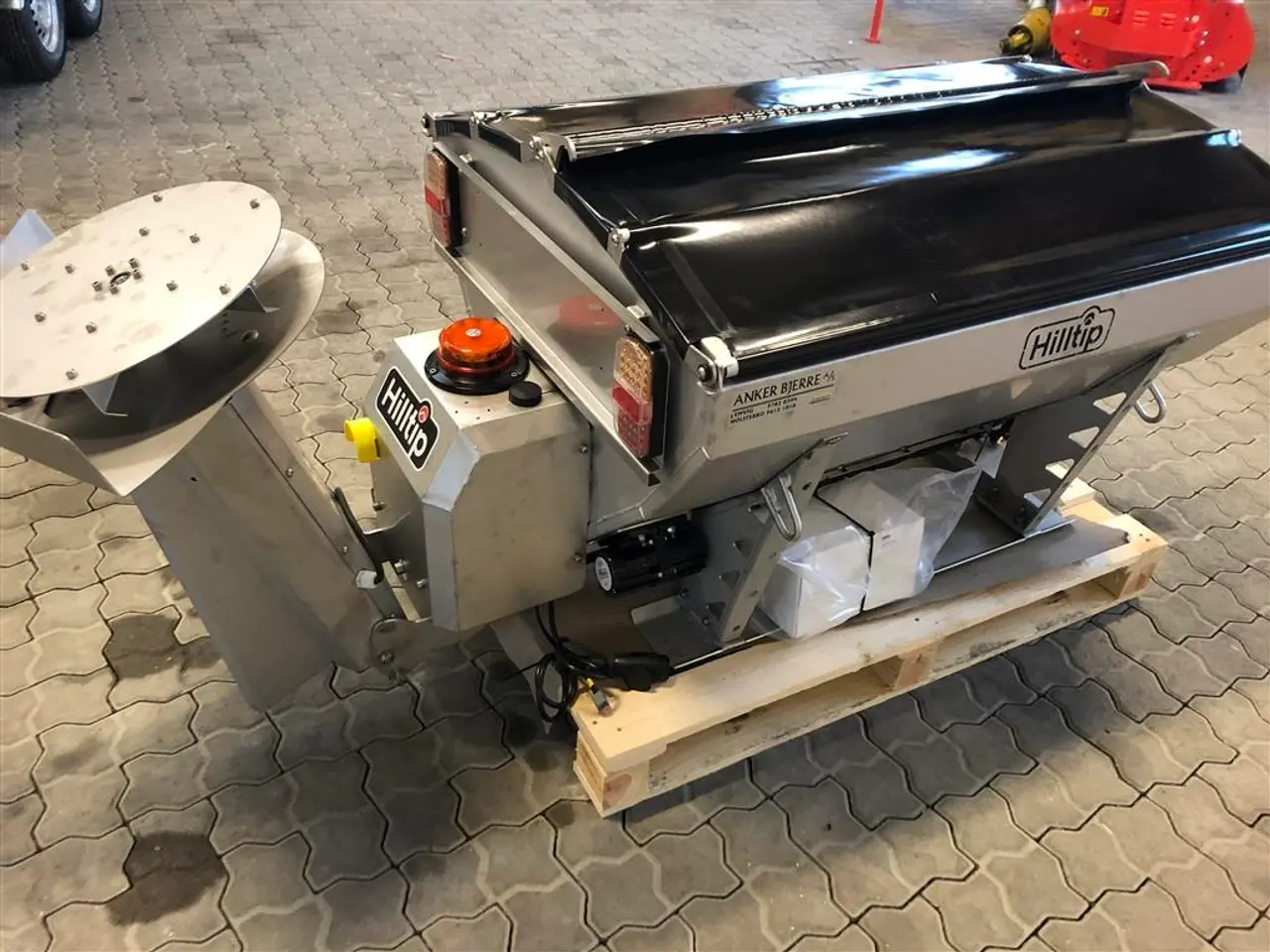 Billede 1 - HillTip ICESTRIKER 380