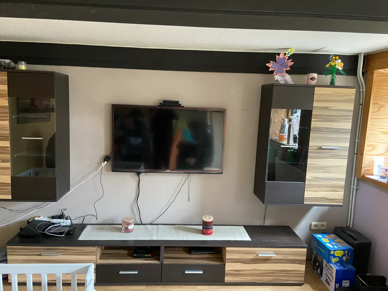 Billede 1 - TV vægmodul med belysning 