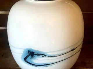 * Holmegaard; Sjælden buttet vase - Atlantis med b