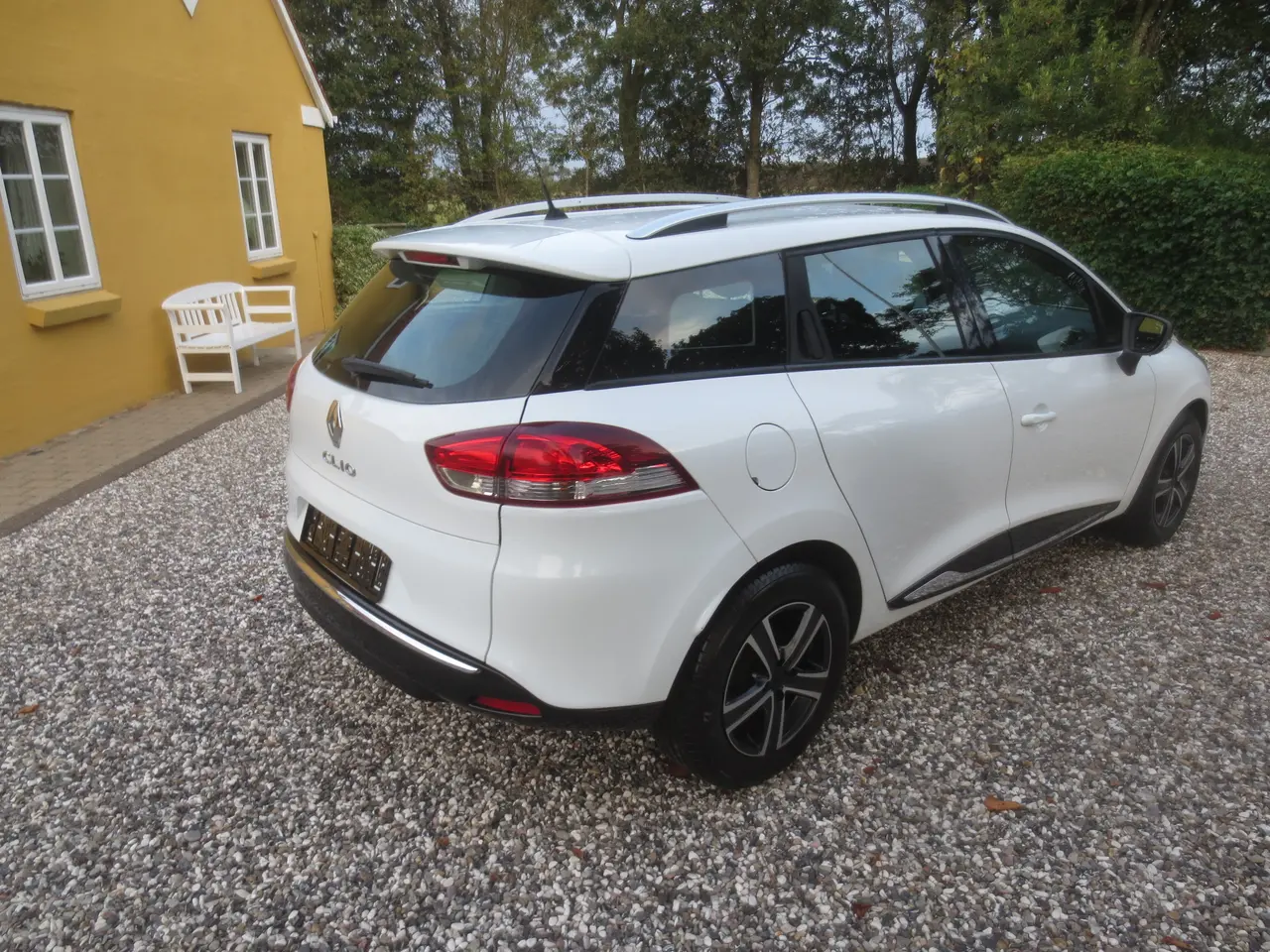 Billede 6 - Fin Renault Ny Clio 1.2 i År 14. Synet 4/26.