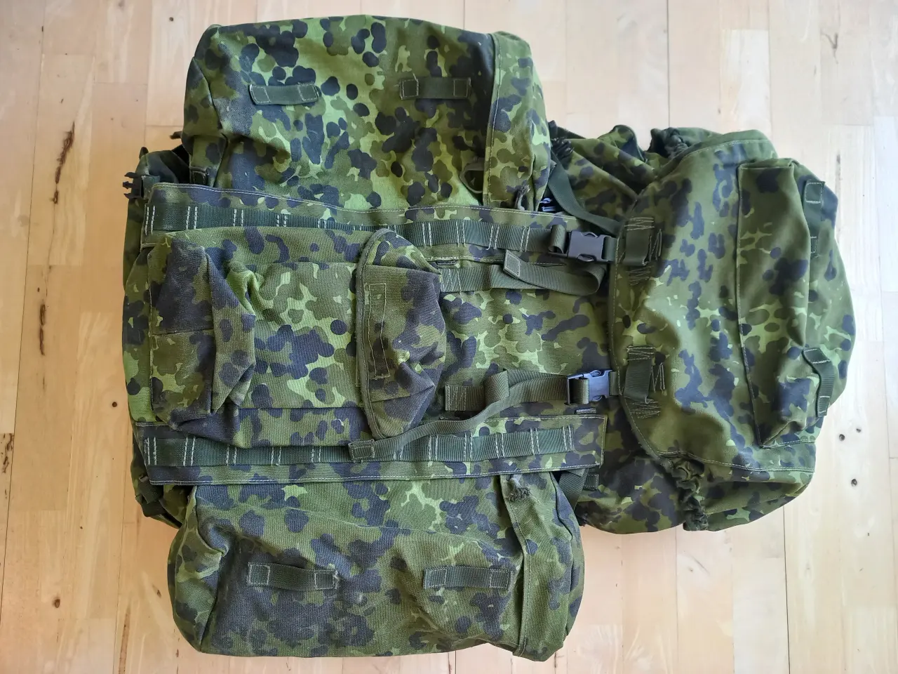 Billede 1 - Rygsæk M/96 m. sidelommer - M/84 - militær