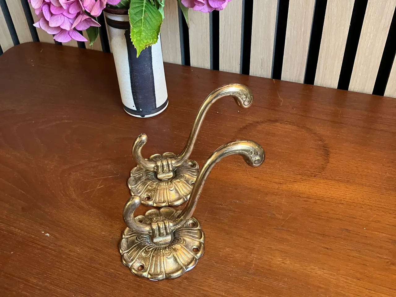 Billede 1 - Store messingknager med patina
