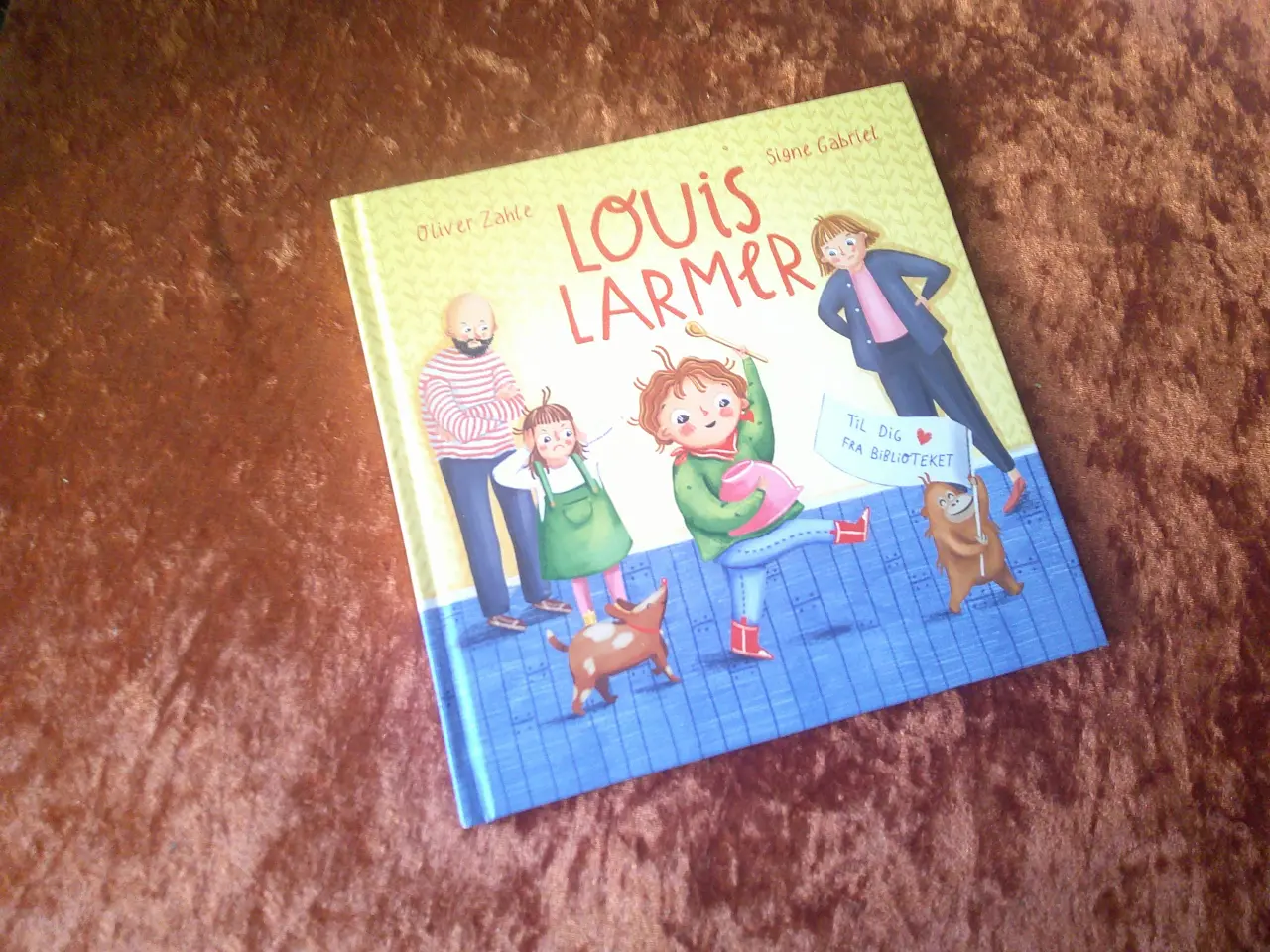 Billede 1 - Louis larmer, Oliver Zahle