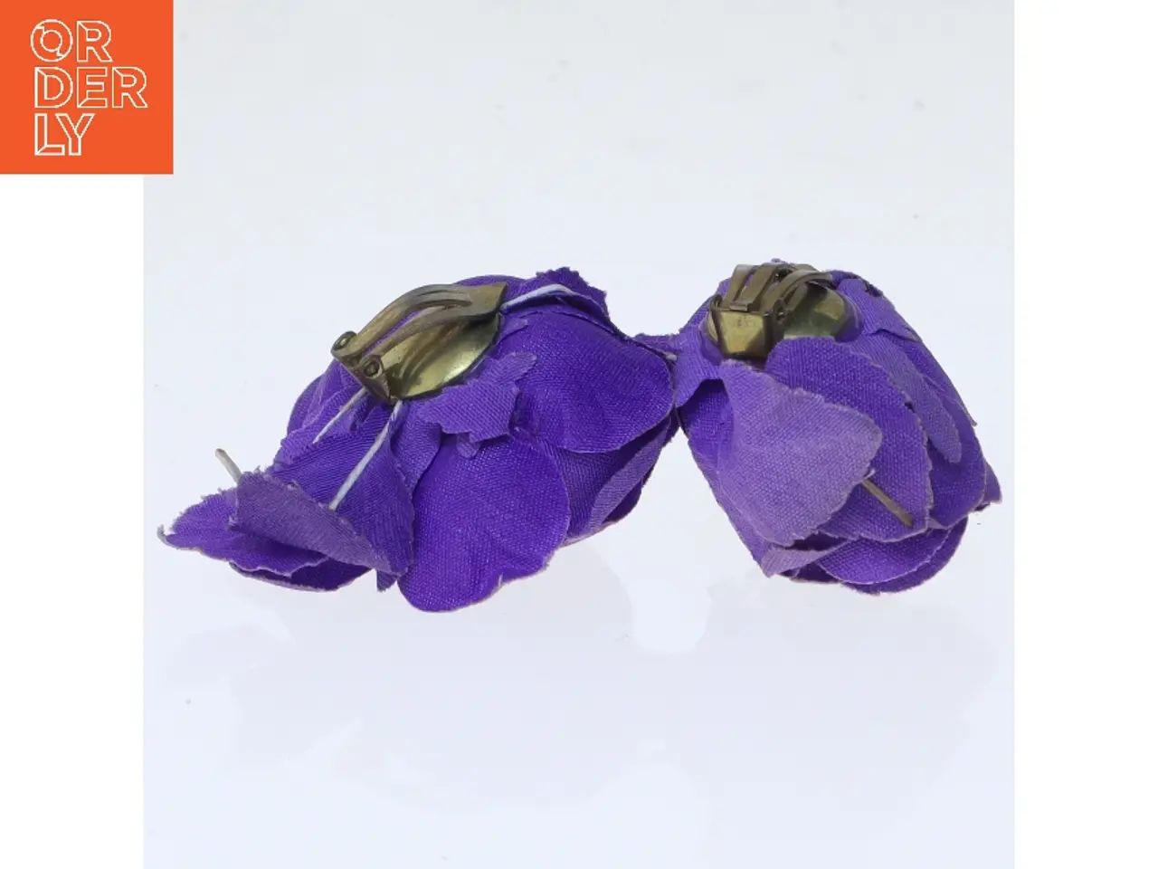 Billede 3 - Lilla blomster clip-on øreringe Ø5 cm (str. Ø 5 cm)