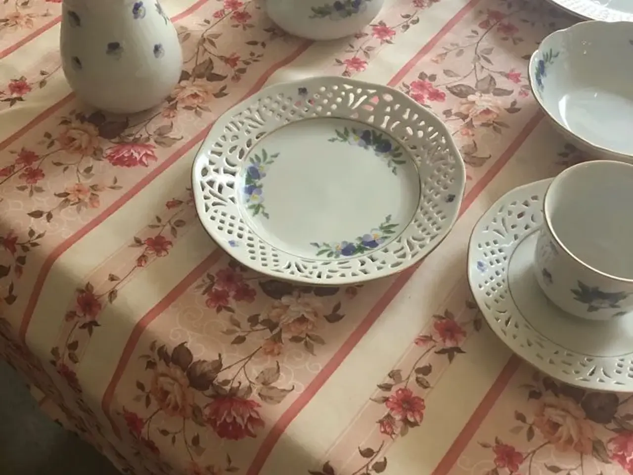 Billede 2 - Kaffe og spisestel fra Firkløver