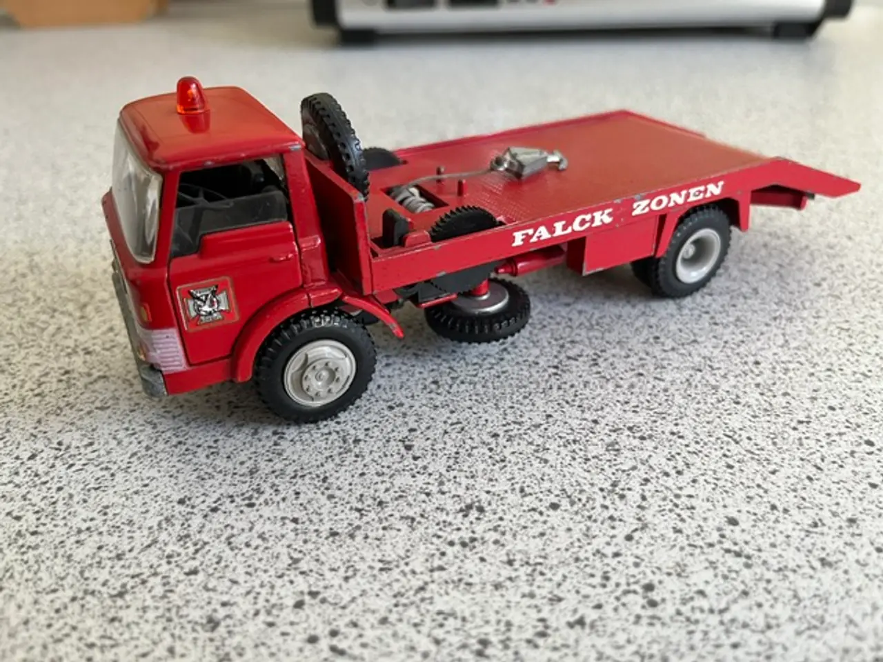 Billede 2 - Tekno Ford D800 Falckbil