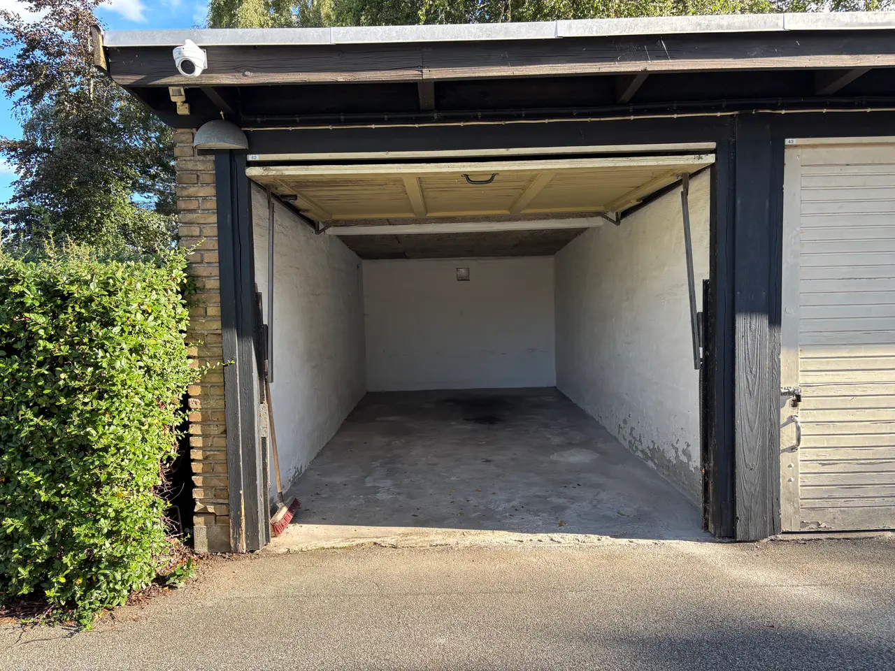 Billede 2 - Garage udlejes i Gentofte