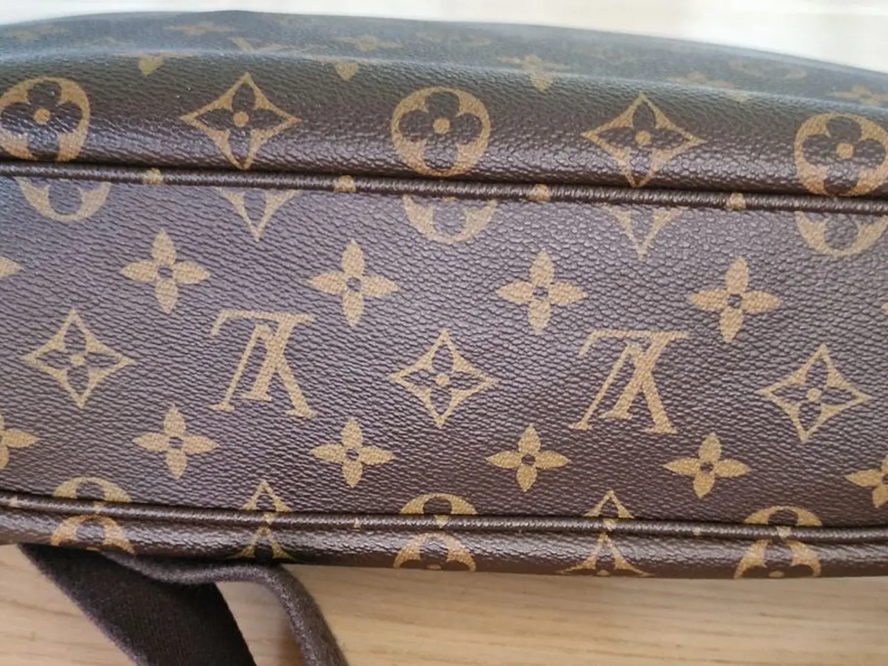 Billede 8 - Louis Vuitton Messenger GM "Beaubourg"
