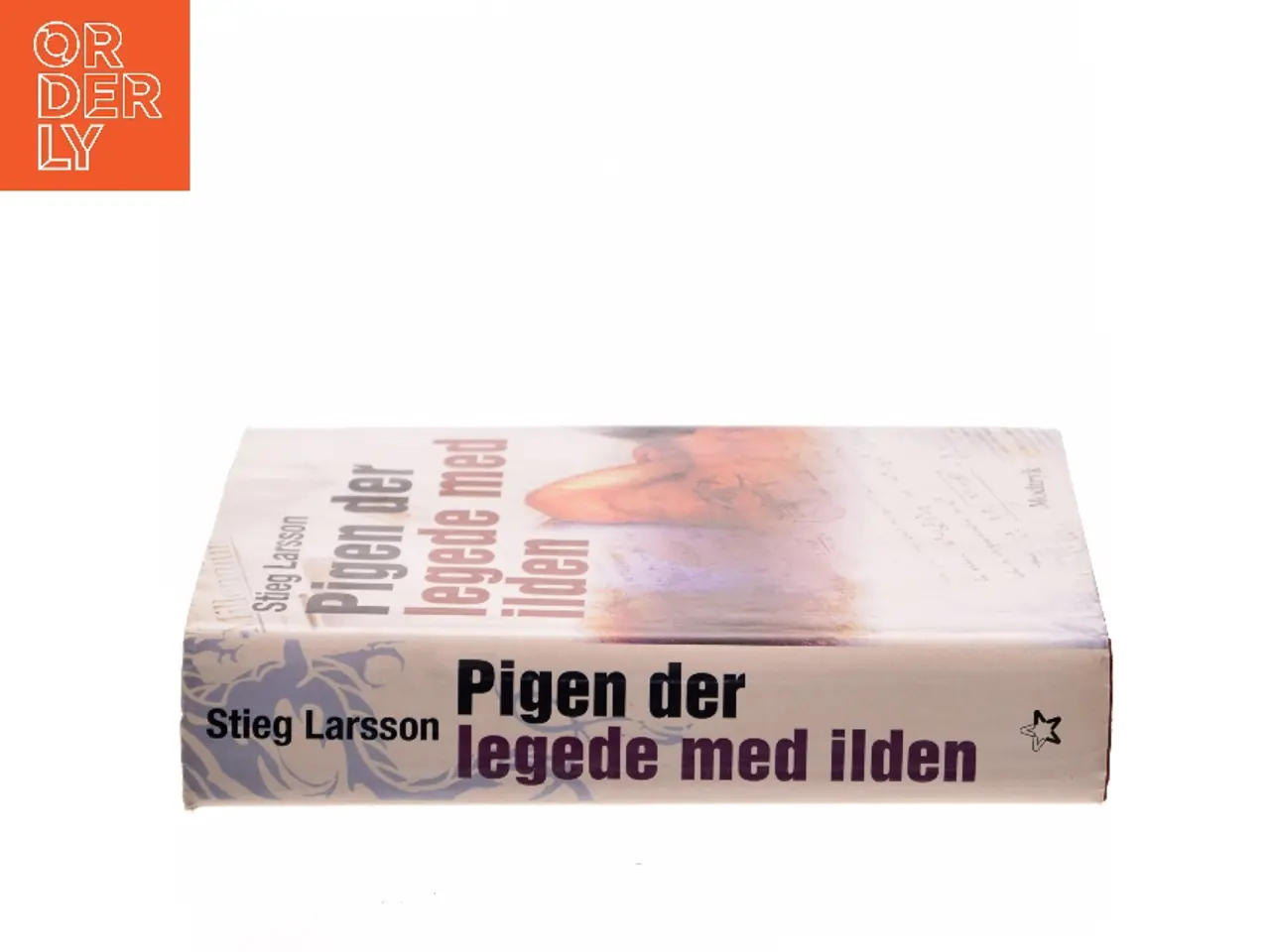Billede 2 - Pigen der legede med ilden af Stieg Larsson (Bog)