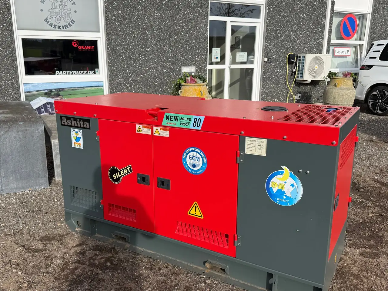 Billede 1 - Ashita AG3-80 Næsten ny 80 KVA Generator