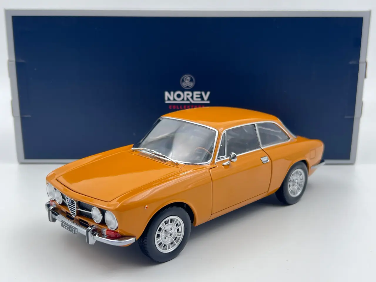 Billede 10 - 1970 Alfa Romeo 1750 GTV 1:18 Super flot