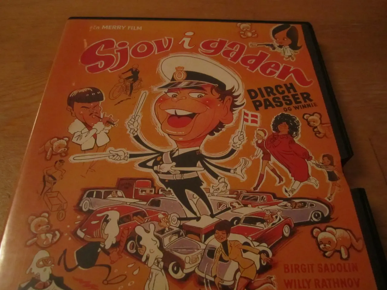 Billede 1 - DIRCH PASSER. Sjov i gaden. BYD.