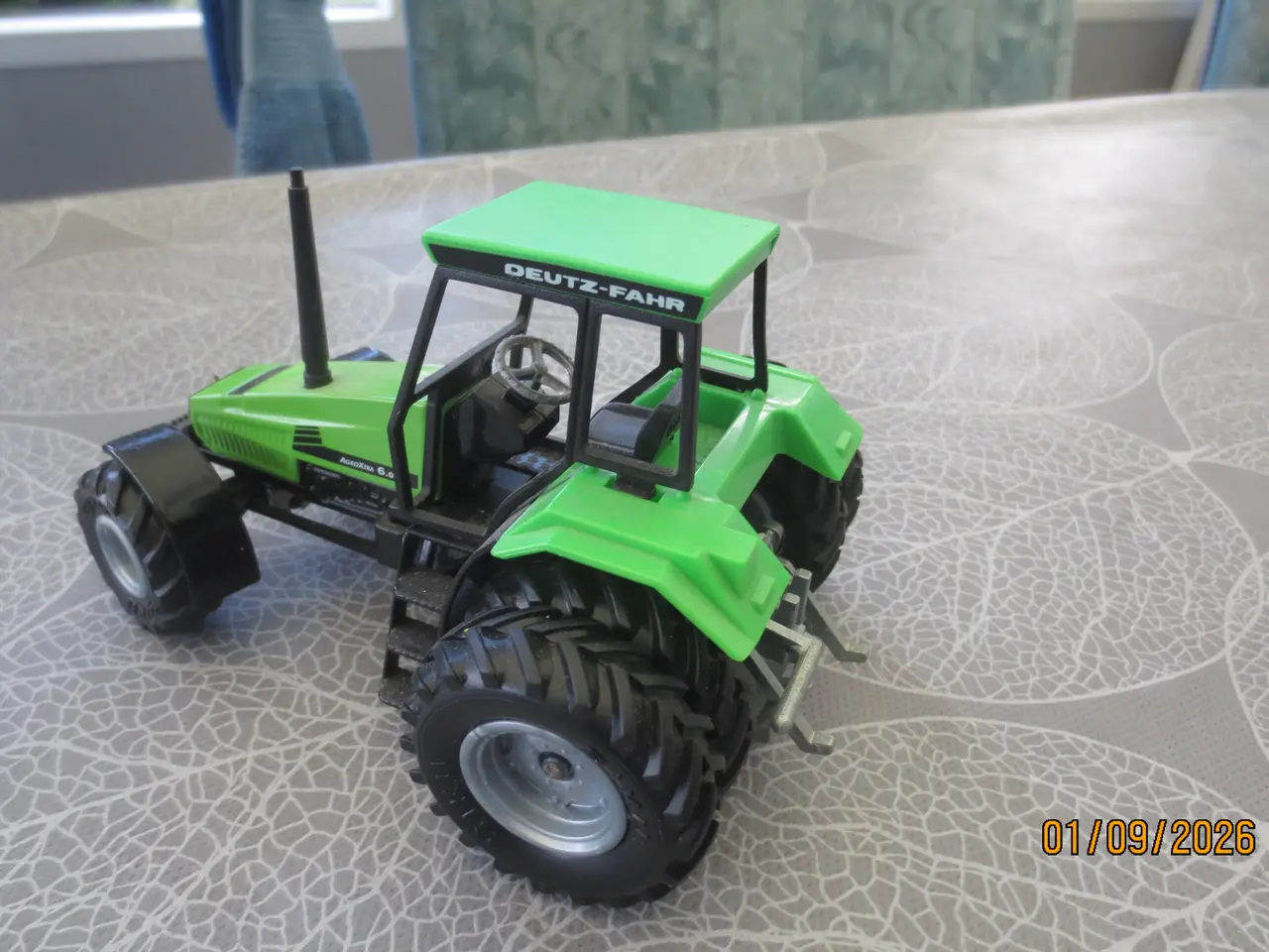 Billede 5 - 2 stk Modeltraktor Deutz 6.07 og 6.05TT