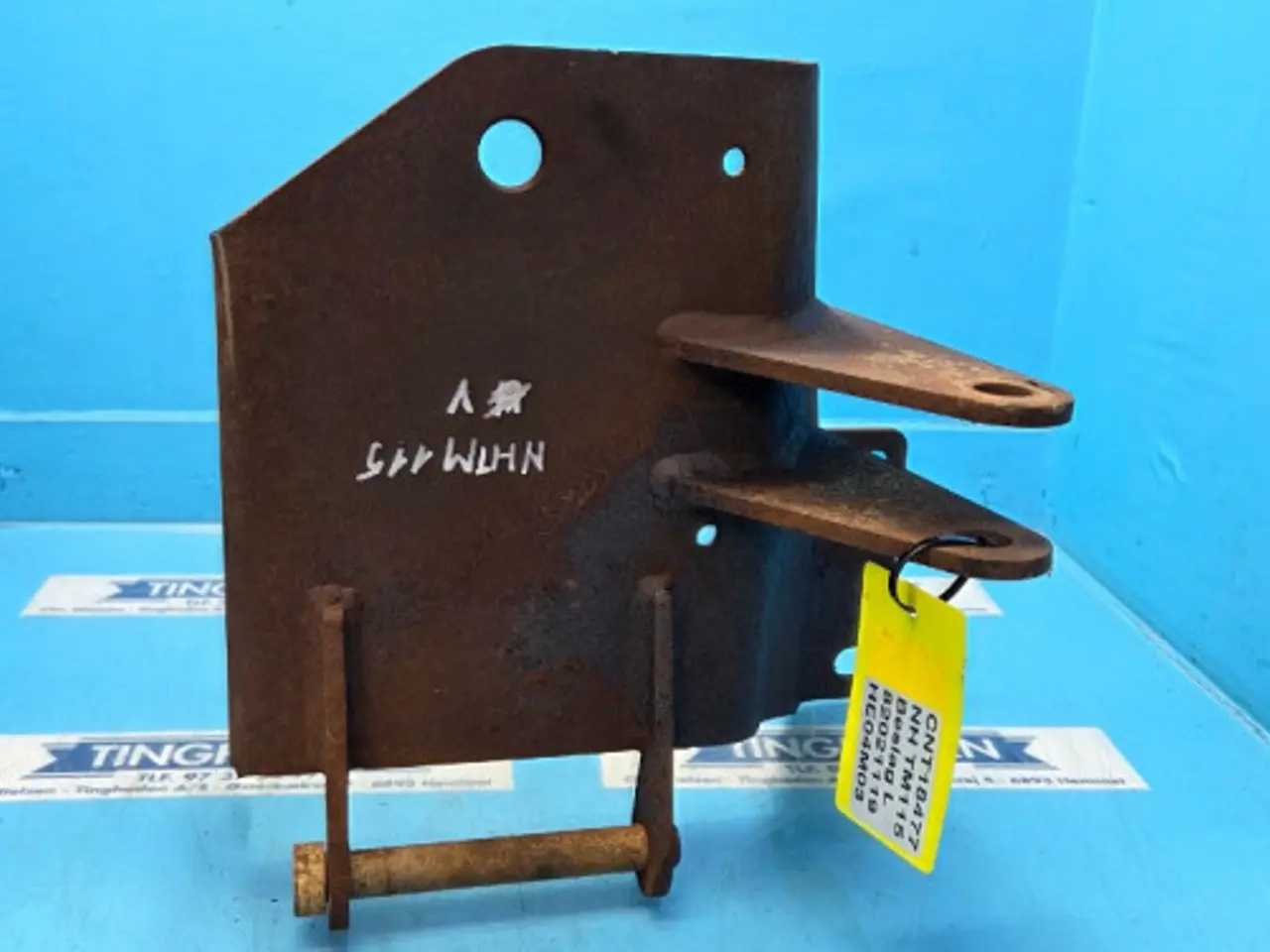 Billede 2 - New Holland TM115 Beslag L. 82021119