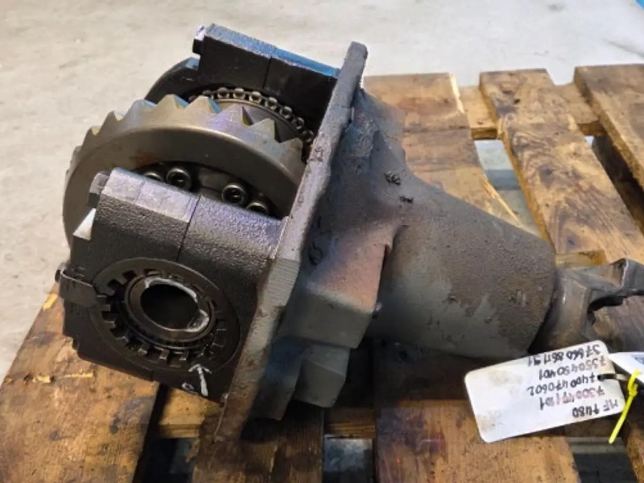 Billede 12 - Massey Ferguson 7480 Differentiale 7300471101