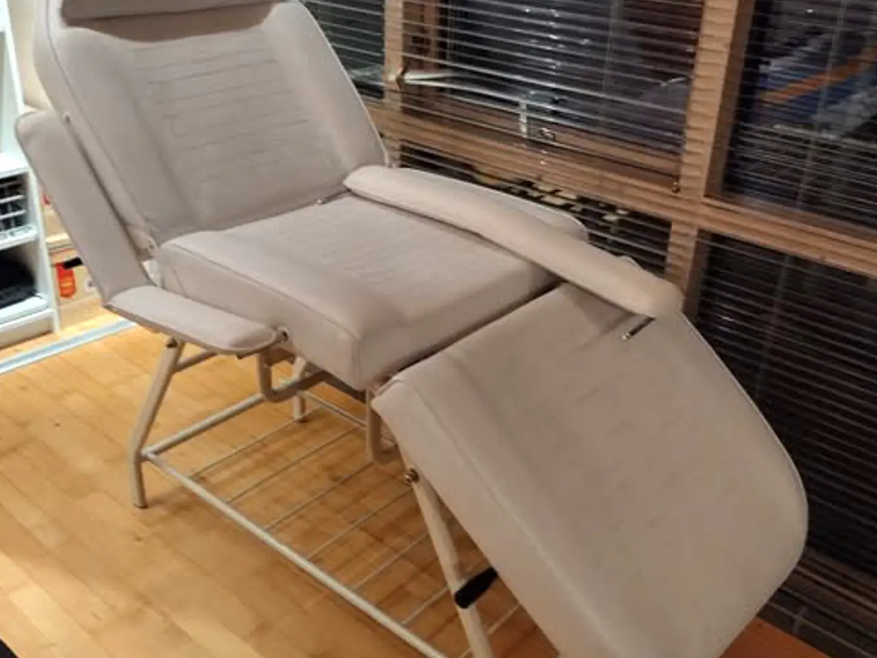 Billede 1 - Massagebriks/stol Stabil og god