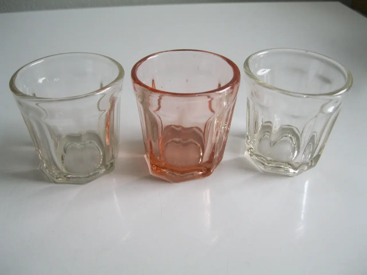 Billede 1 - Børne/studsglas Fyens Glasværk 1910-1950