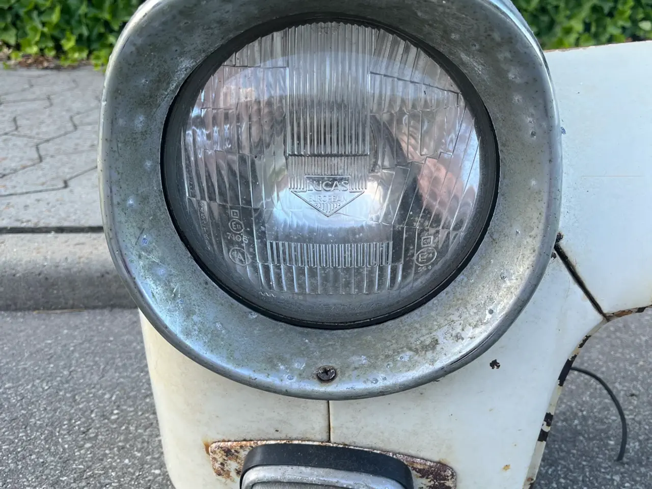 Billede 5 - Triumph Herald front cut