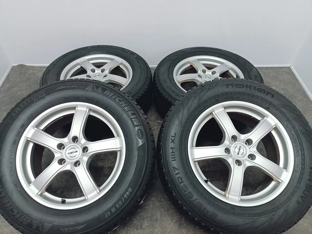 Billede 3 - 5x114,3 17" ET39 nav 71,5ø Enzo vintersæt