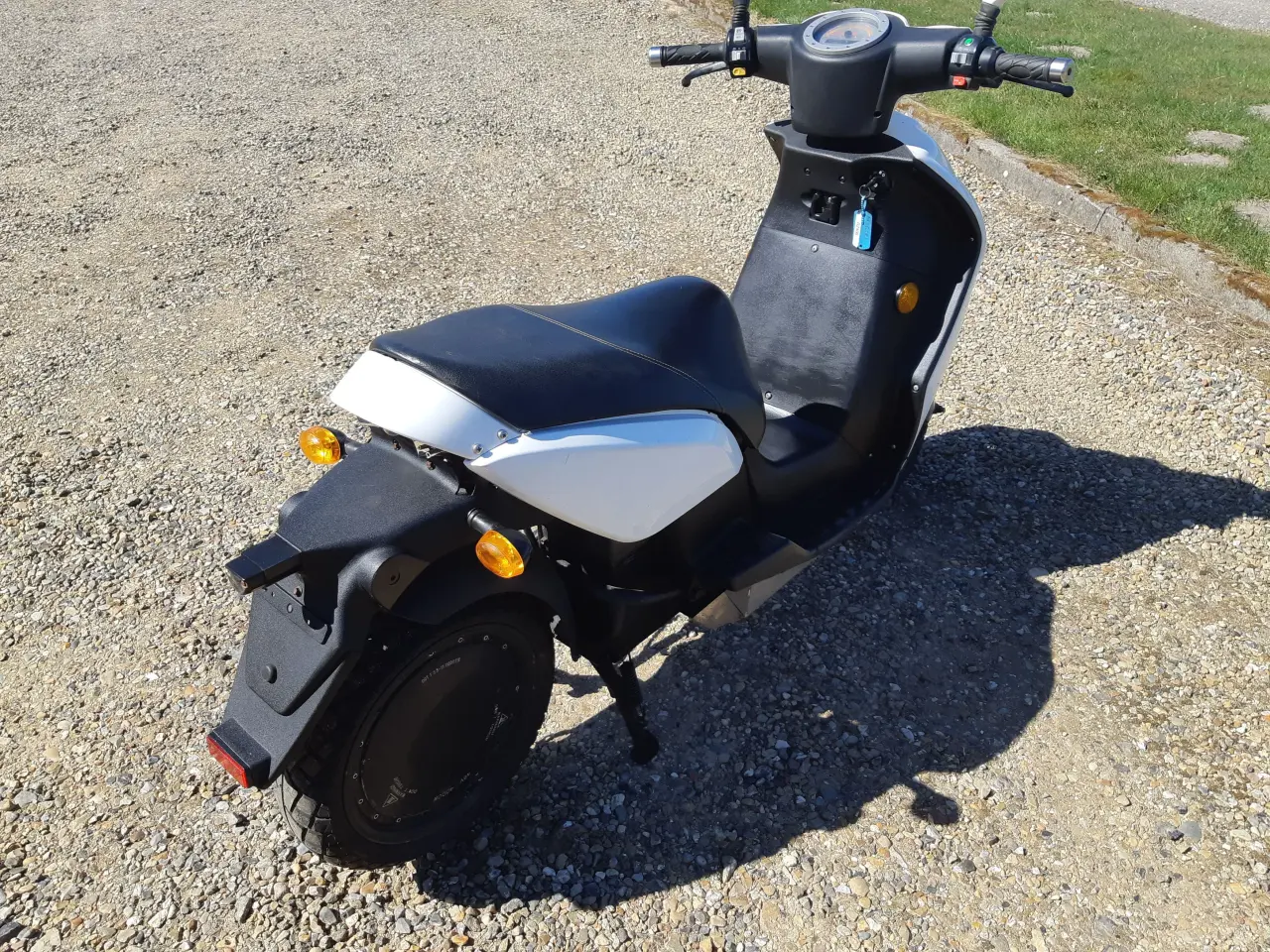 Billede 2 - Knallert 45 (scooter)