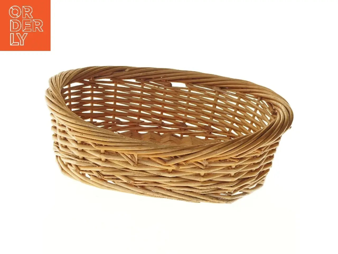 Billede 1 - Flettet kurv (str. 36x27,5 cm)
