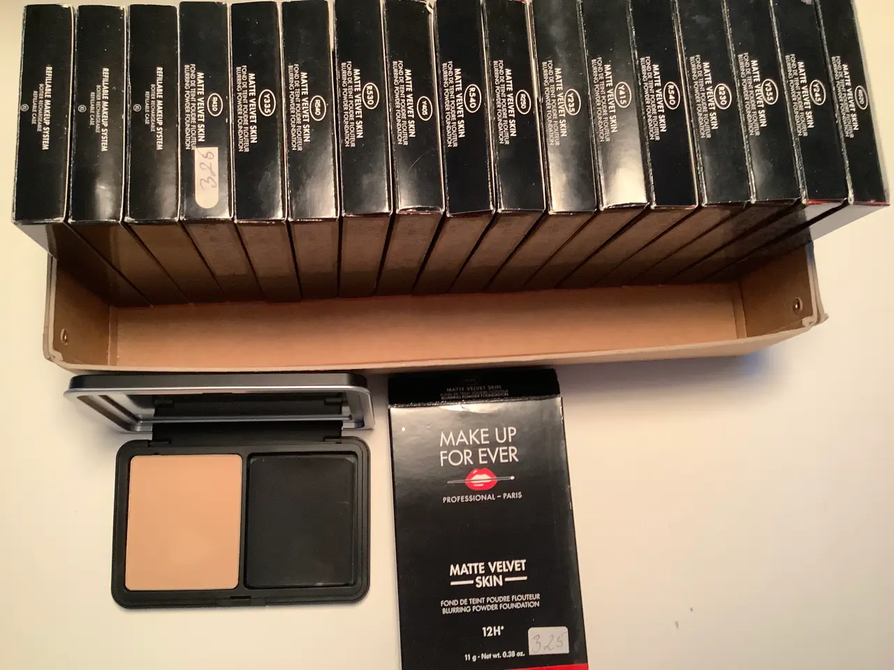Billede 13 - Stor makeup serie sælges ud .