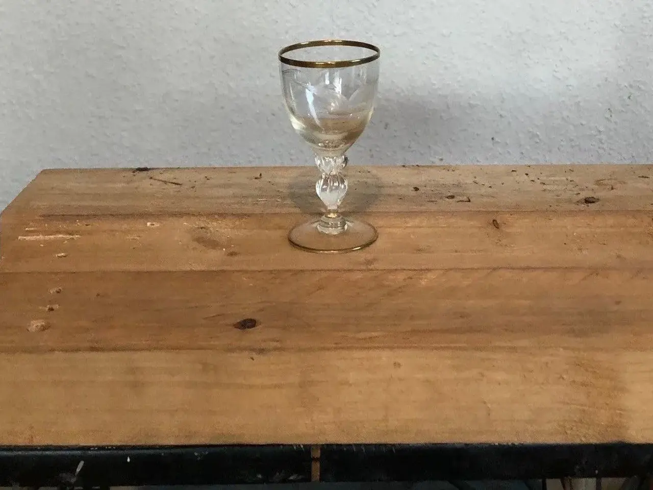 Billede 2 - Glas til mågestel med guldkant (Lyngby glas)