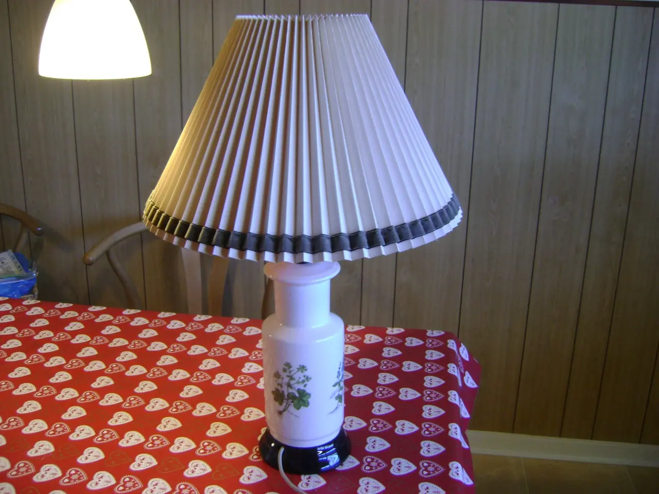 Billede 1 - 1 stk Retro Bordlampe med Plisseskærm højde 60 cm