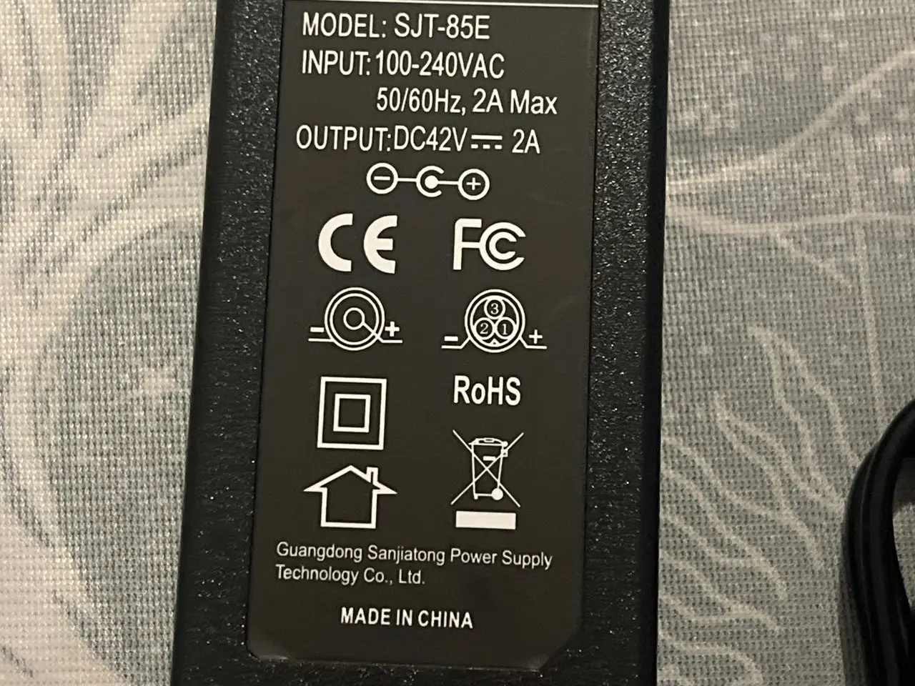 Billede 4 - Batterioplader 42V 2A til 36V batterier (SJT-85E)