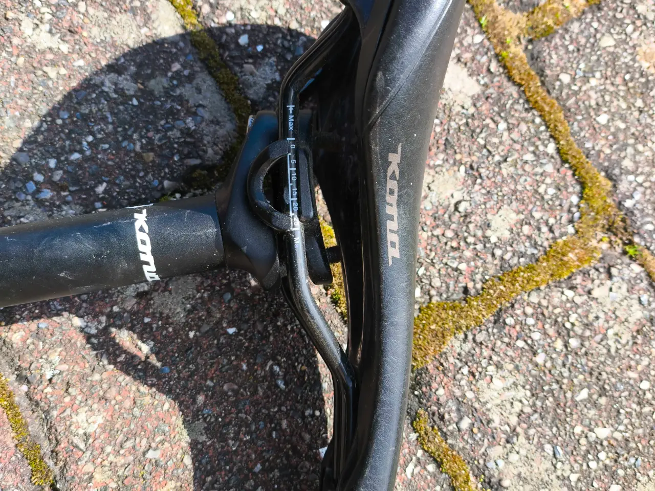 Billede 1 - Kona sadel og sadelpind